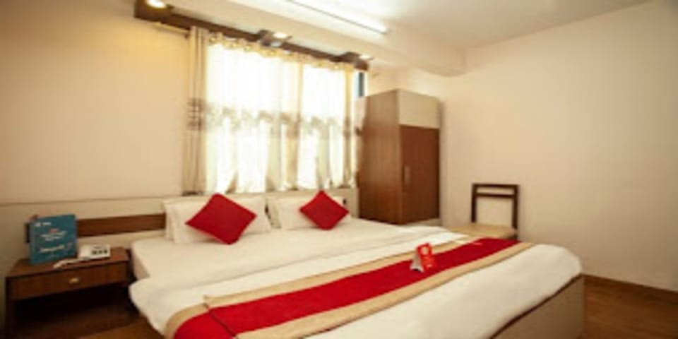 Suite | Free WiFi, bed sheets