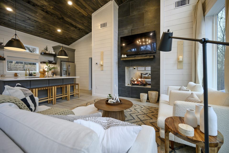 Movie night just got better! Relax in front of the big-screen TV and enjoy your favorite shows with our Smart TV access.