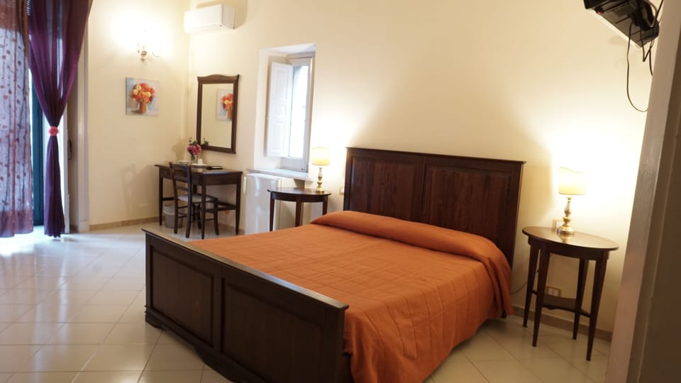 Standard Room | 1 bedroom, desk, free WiFi
