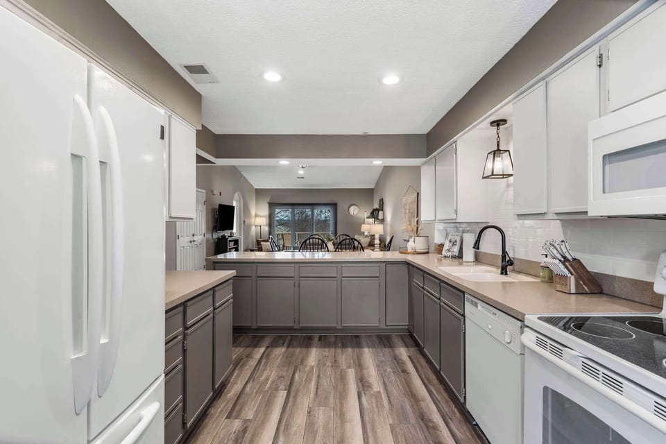 Condo, Multiple Beds, Patio, Garden View (Farmhouse at the Foothills) | Private kitchen | Coffee/tea maker
