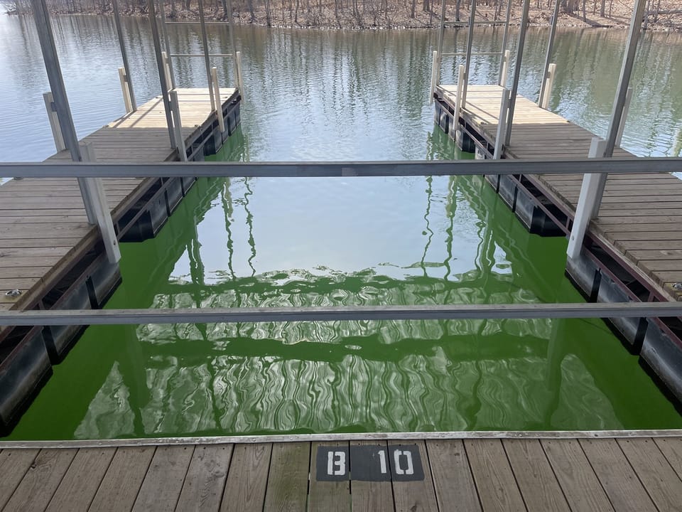 Boat slip is included in your reservation!