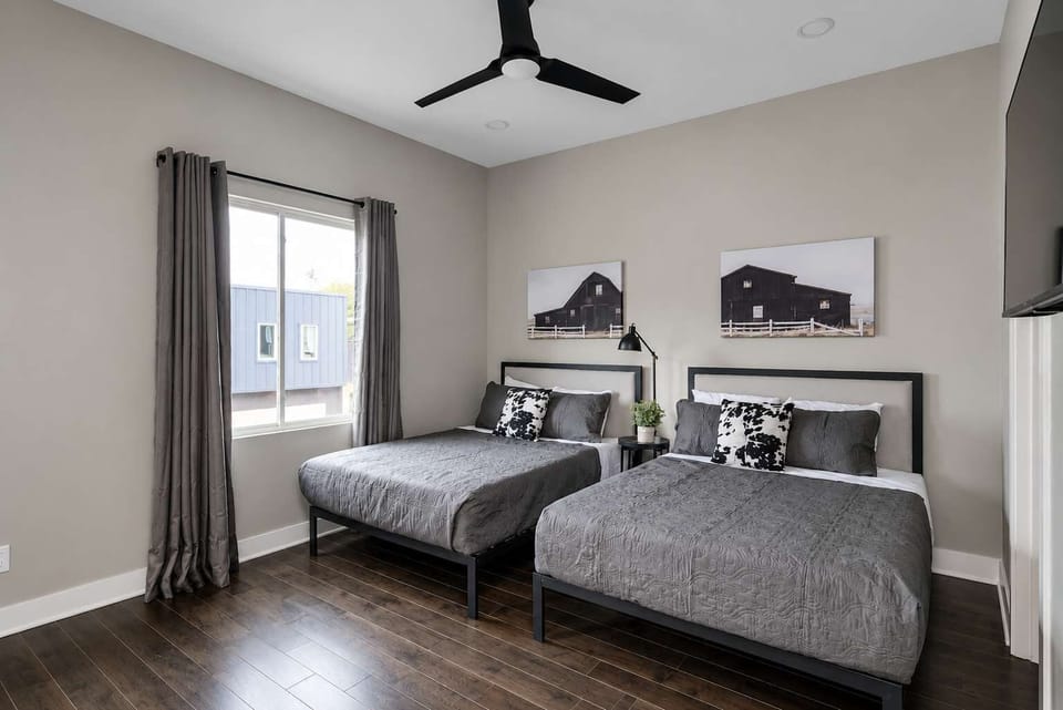 Bedroom 2 - Two full beds with private bath