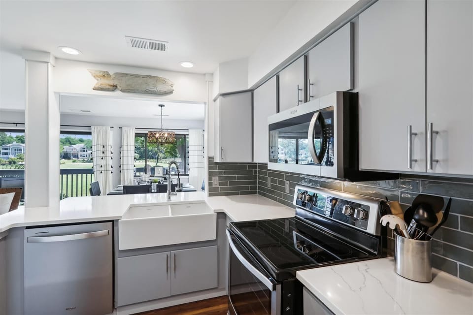 Kitchen at 982 Inverness Village