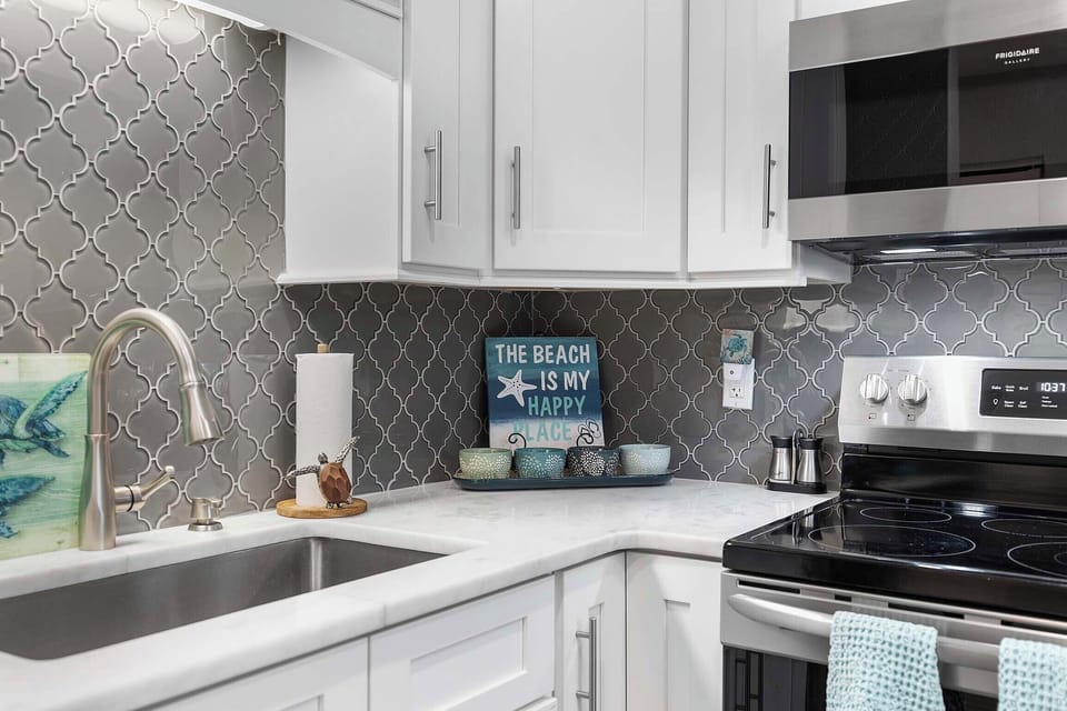 The kitchen has all you need