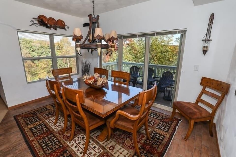 Dining Room, Dining Table, Furniture, Indoors, Table