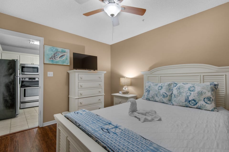 Guest bedroom with flat screen TV
