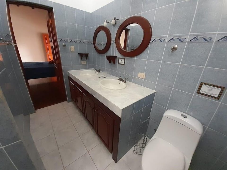 Deluxe Double Room, Balcony, Mountain View | Iron/ironing board (on request), WiFi (free), bed sheets