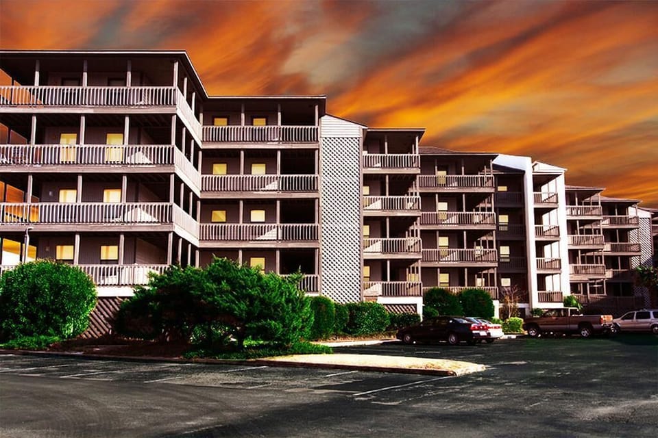 Shipwatch Villas