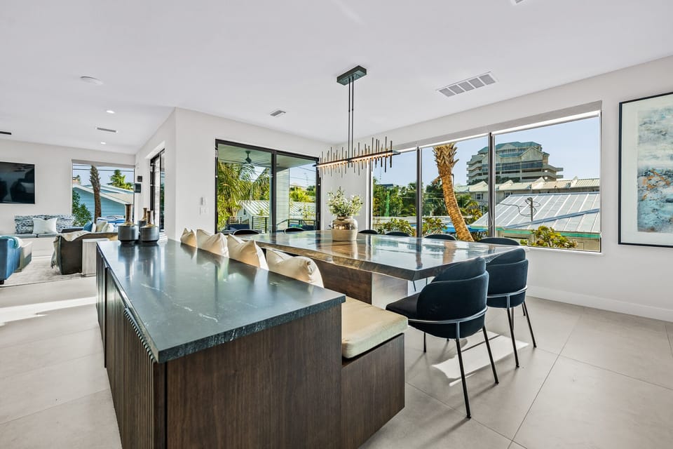 Central island great for meal prep