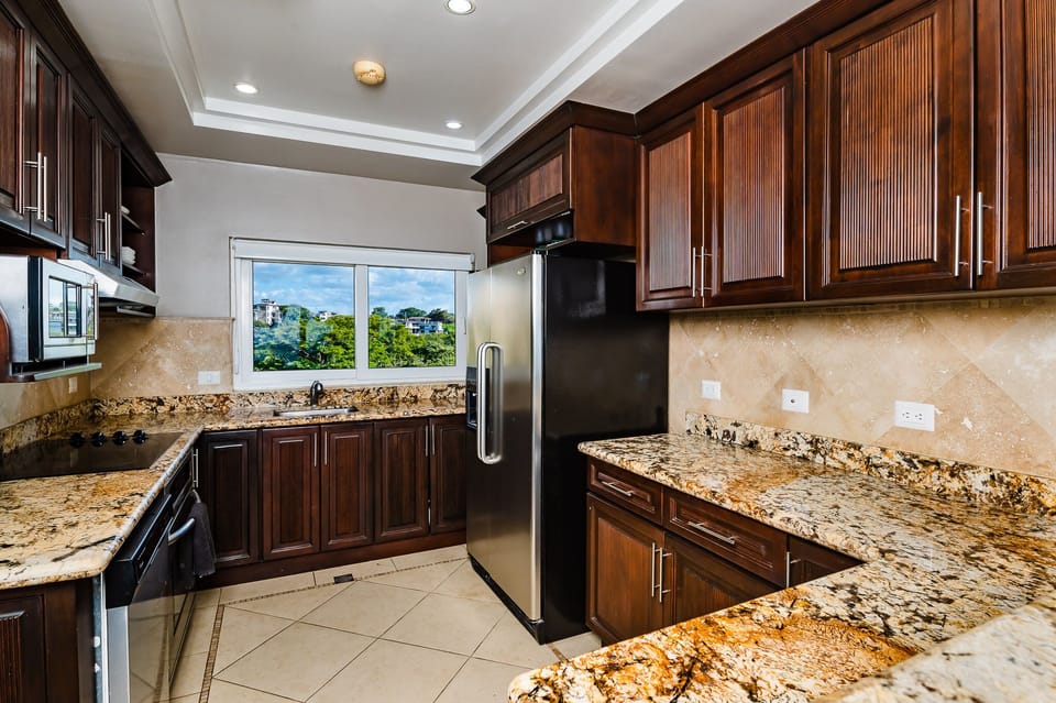 Here you can cook, while enjoying the view.