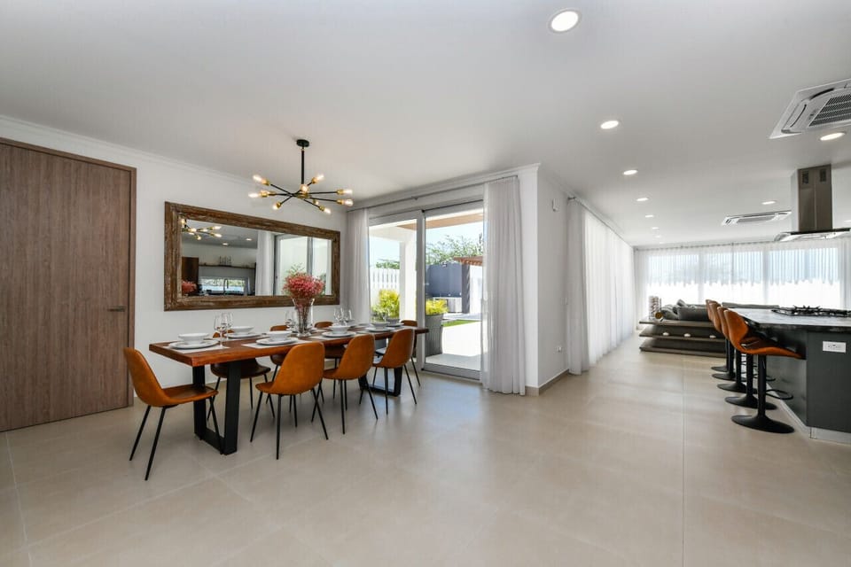 Main house dining area