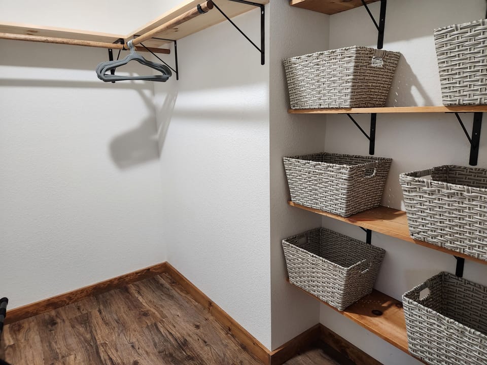 Large walk-in closets in all bedrooms
