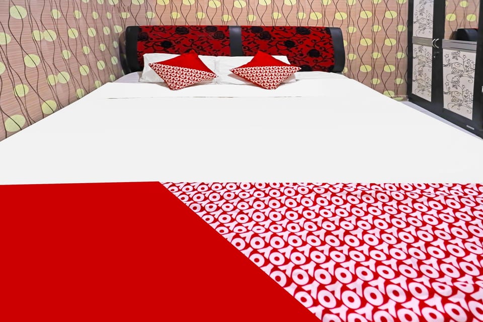 Standard Double Room | WiFi (free), bed sheets