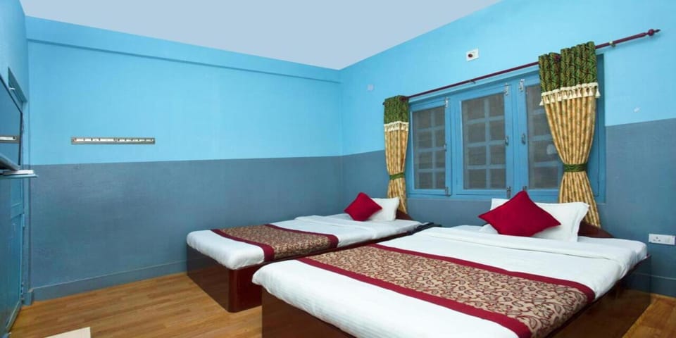 Double Room | Free WiFi, bed sheets