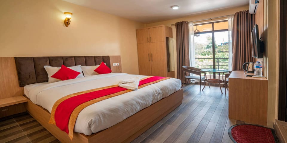 Deluxe Triple Room | Free WiFi, bed sheets