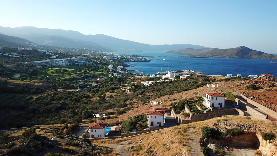 Maris Villas, a complex of 3 autonomous Villas, welcomes you to Elounda for an unforgettable holiday!