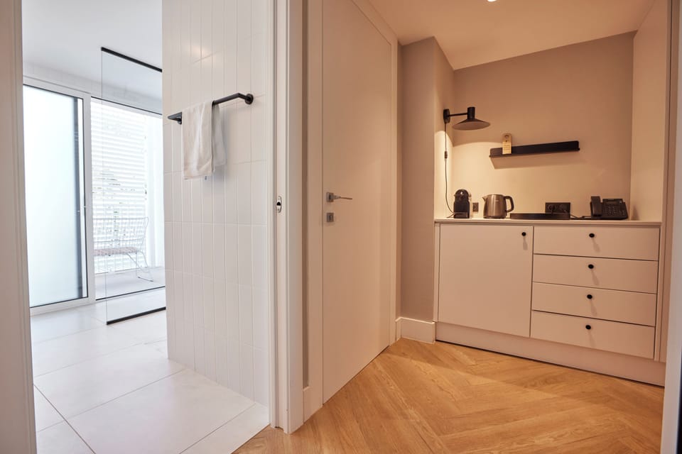 Family Suite | Premium bedding, minibar, in-room safe, desk