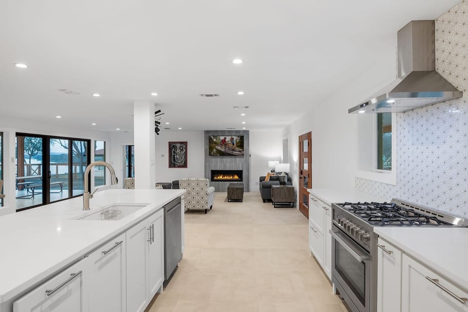 House, 5 Bedrooms | Private kitchen | Coffee/tea maker, fridge, toaster