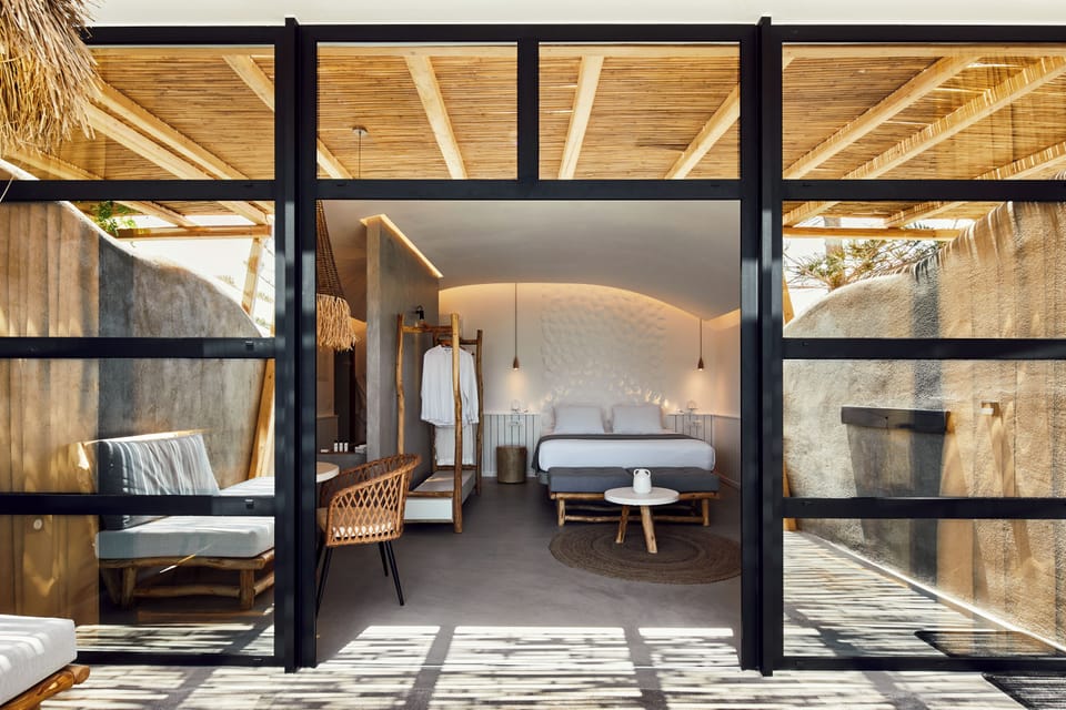 Apocalipsis Suite, Private Heated Pool, Sea View | 1 bedroom, premium bedding, minibar, in-room safe