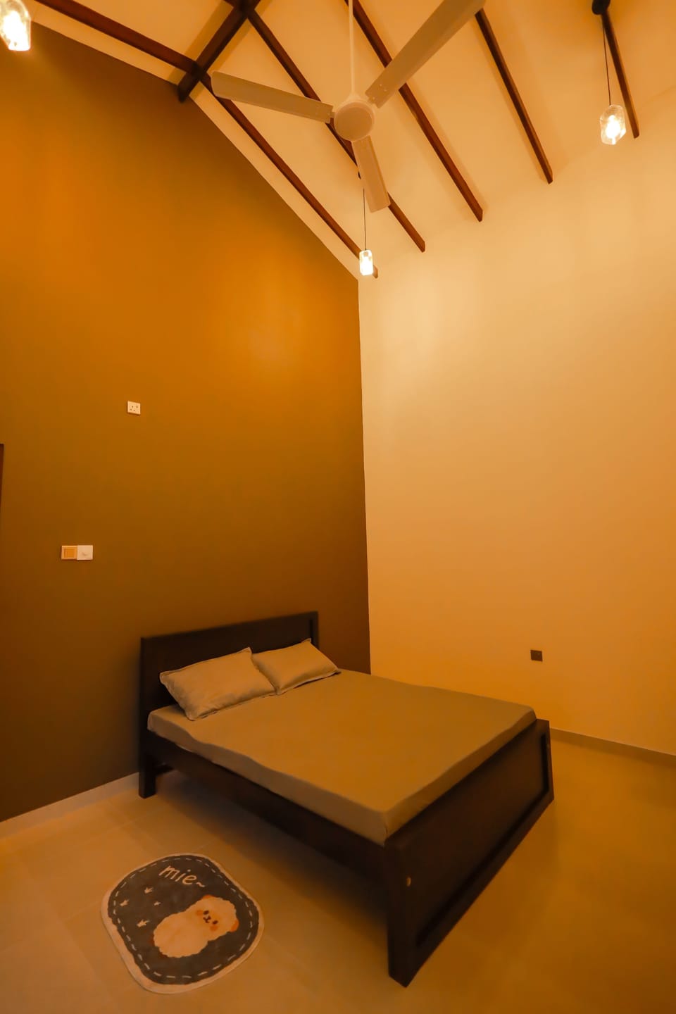 Double Room | Individually furnished, blackout drapes, soundproofing, bed sheets