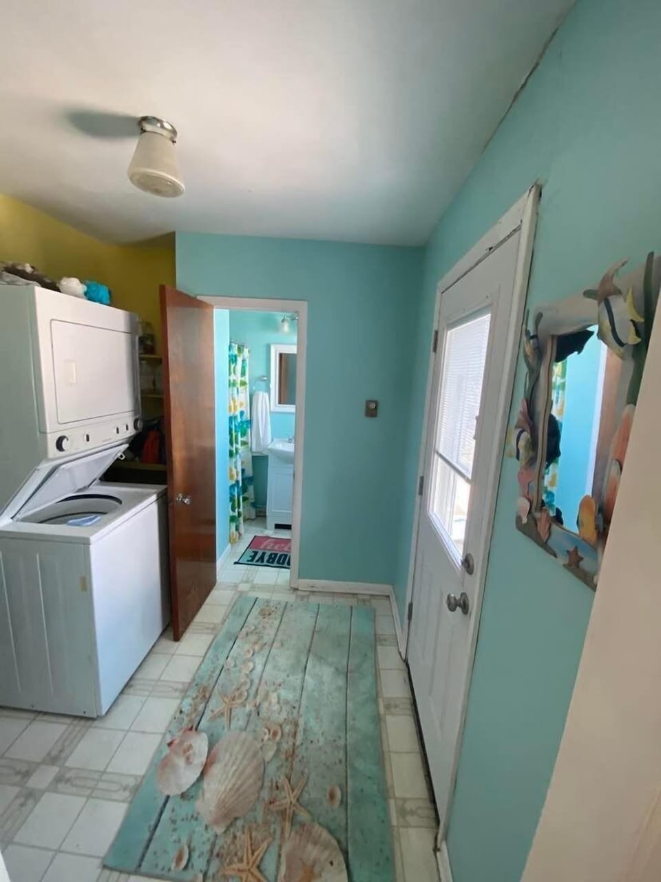 Laundry/mud room