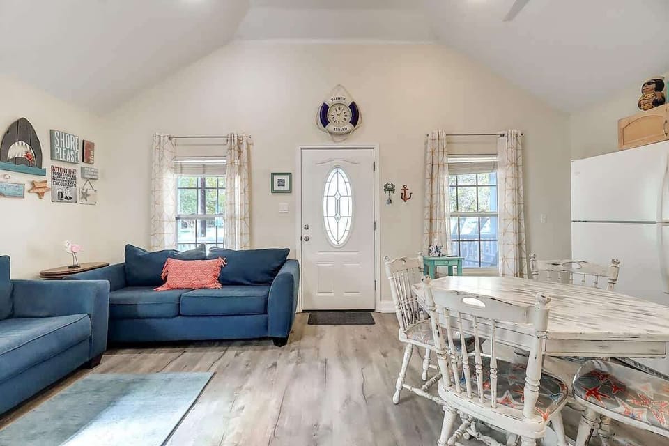 Living Area. 