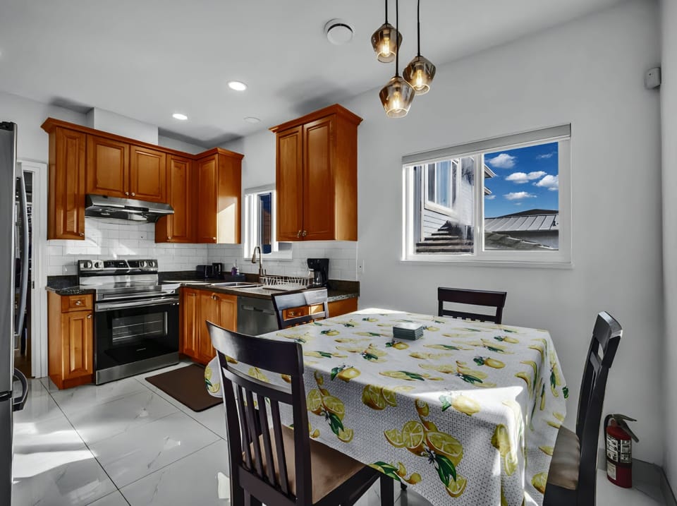 kitchen high table 