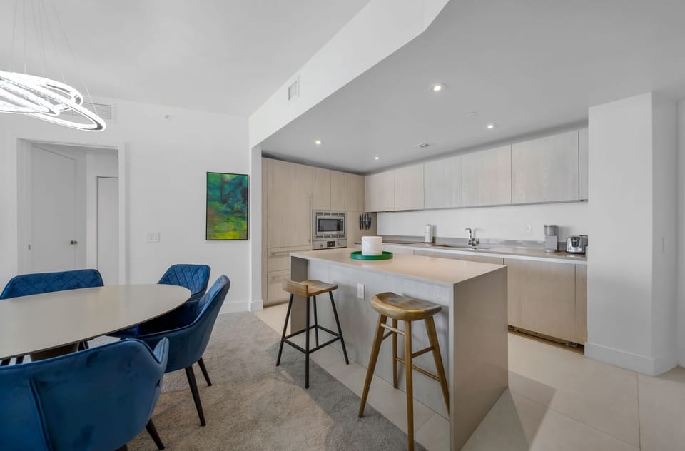 The open plan kitchen has everything you need for your stay.