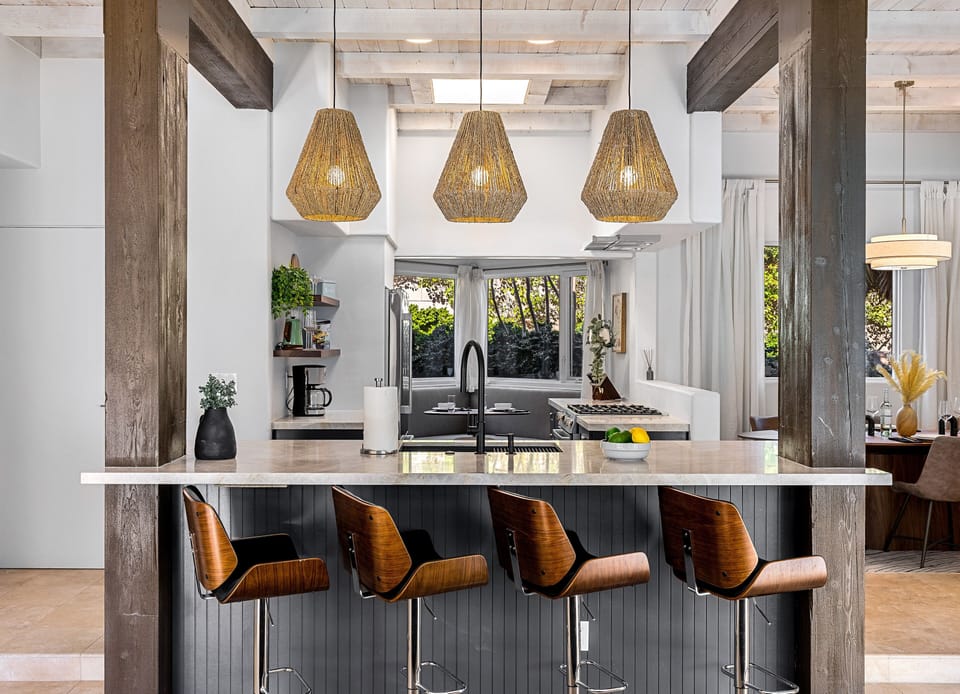 Breakfast bar for four