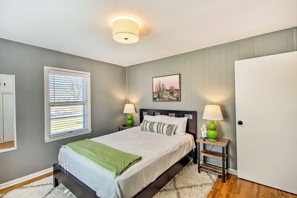 Bedroom 1 | Queen Bed | Linens Provided