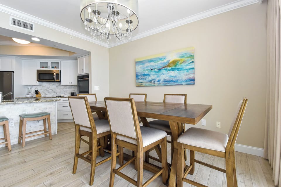 Silver Beach Towers West 1004- Dining Area