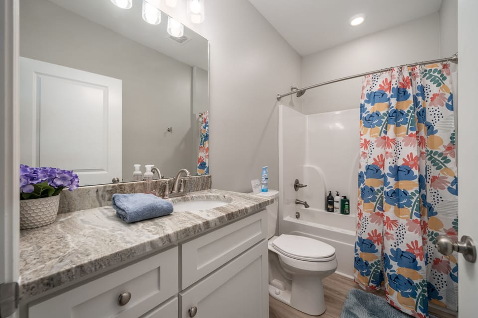 Spacious bathroom