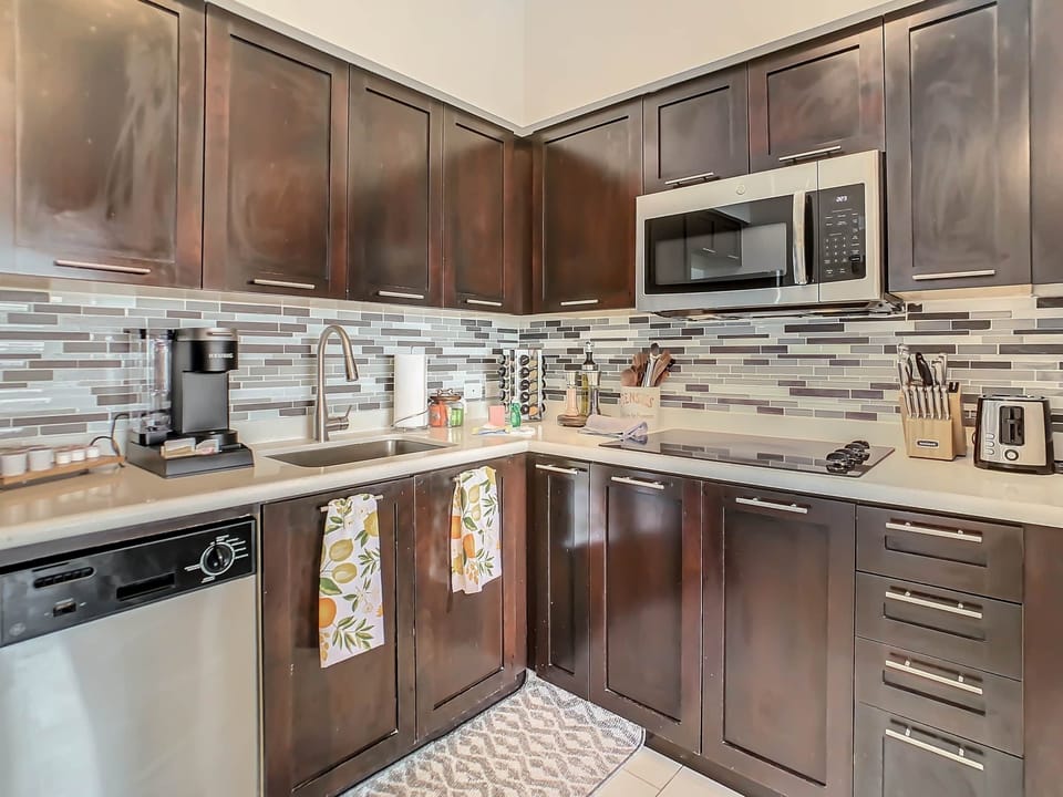 225 Celebration Place # 539-13