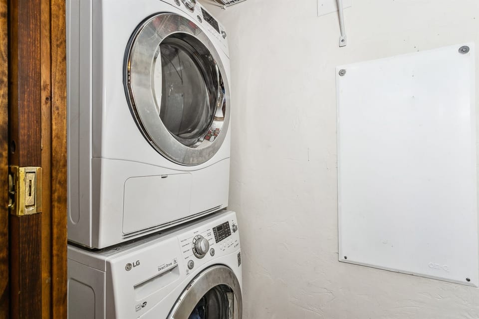 Full Size Washer/ Dryer