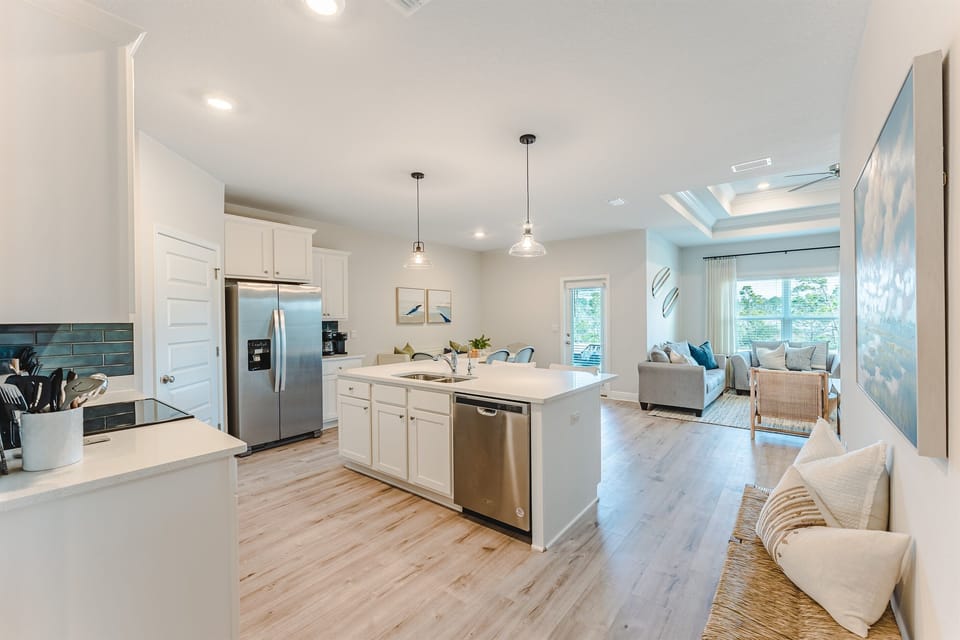 Open Kitchen/Living