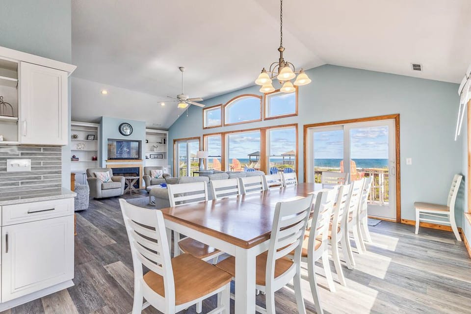 Top-Level Dining Room with Table (seats 12)