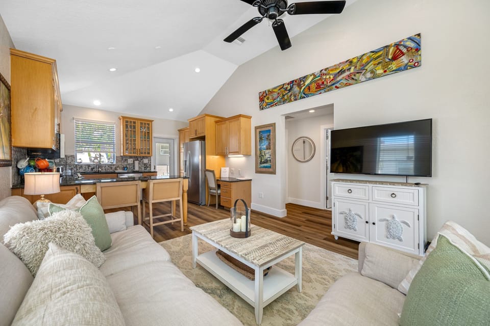 Open Living & Kitchen Area
