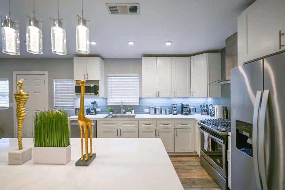 Countertops View 2