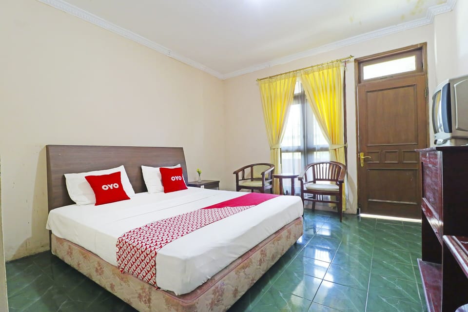 Deluxe Suite | Desk, laptop workspace, free WiFi, bed sheets