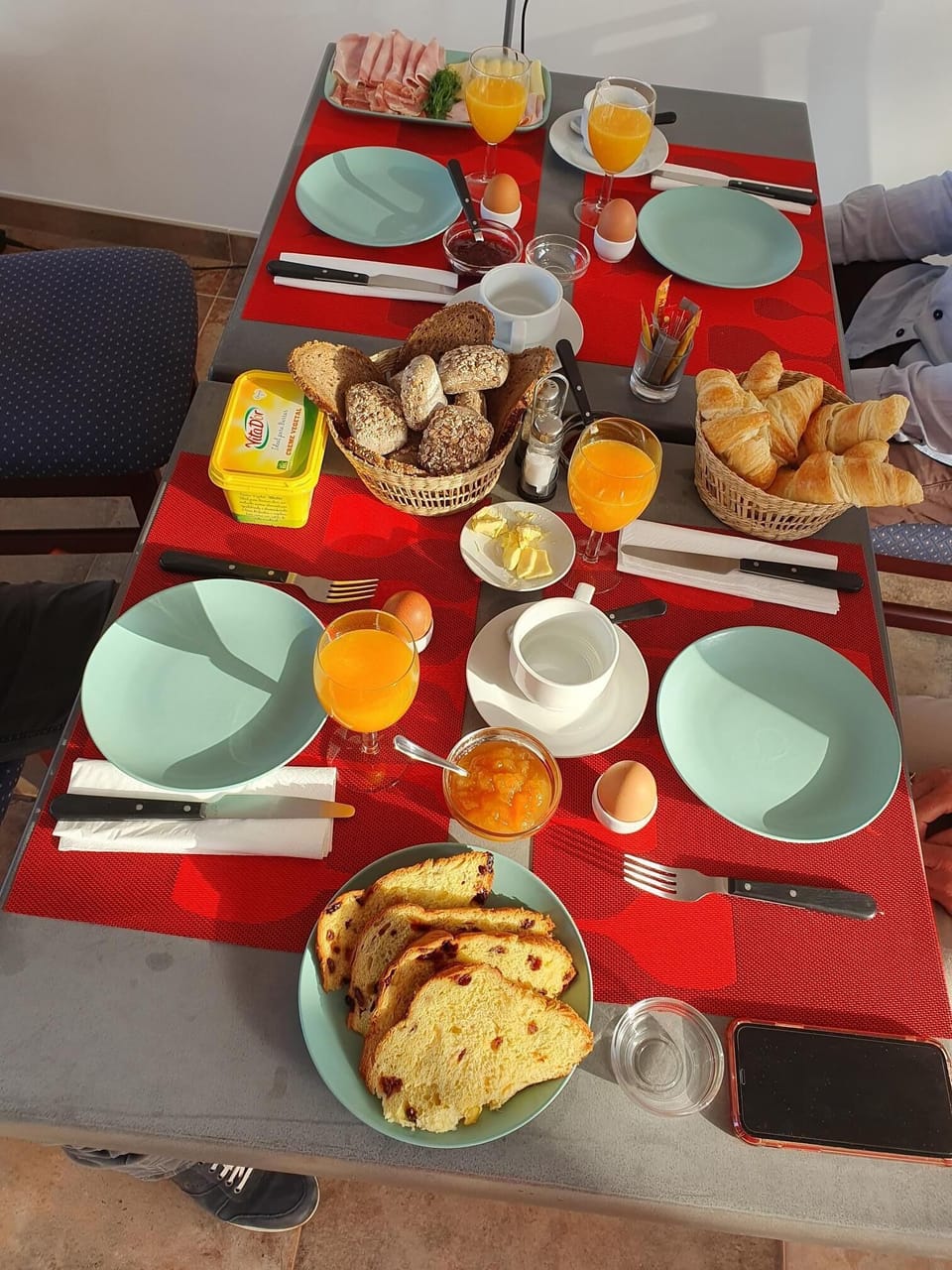 Breakfast meal