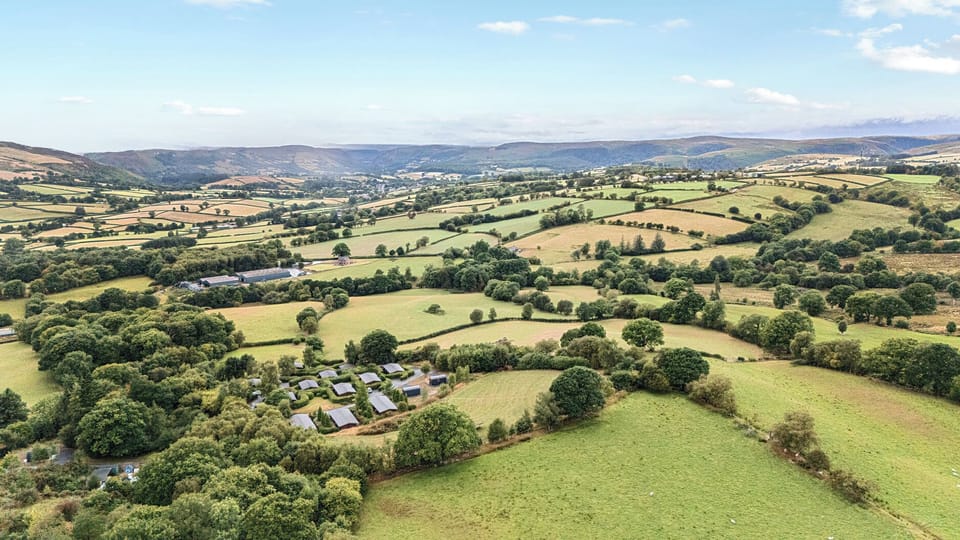 Cottage | Aerial view
