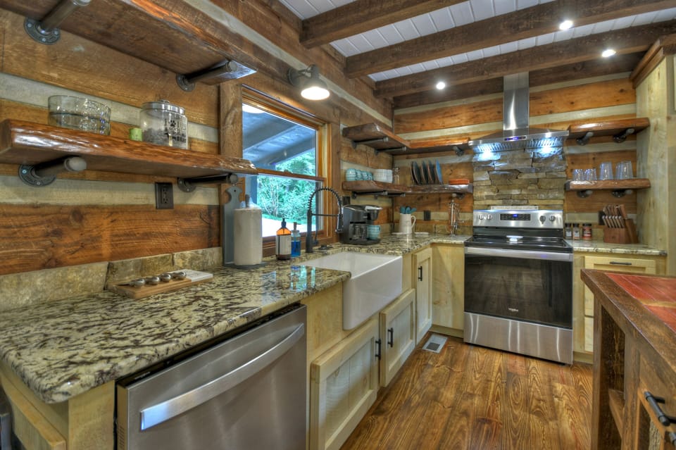 Granite and stainless steel at this luxury cabin rental in Blue Ridge