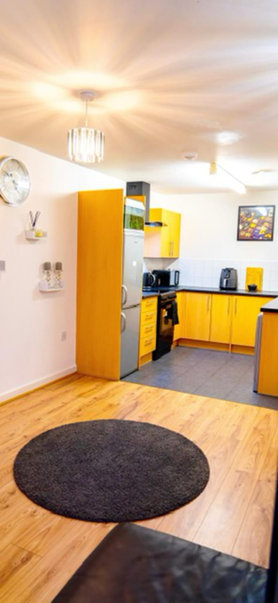 Apartment | Private kitchen | Fridge, microwave, oven, stovetop