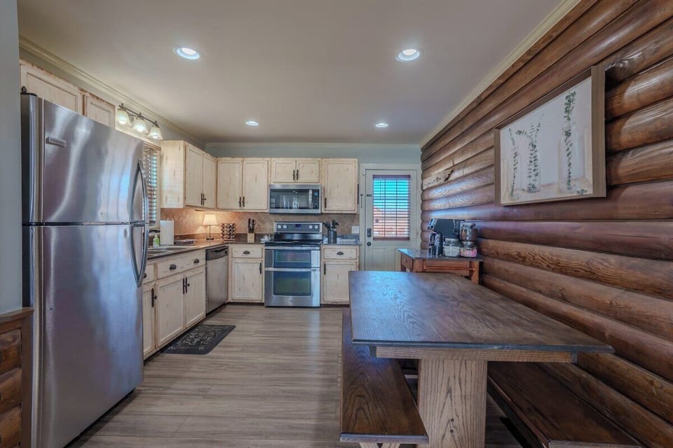 Kitchen, facing the front door.