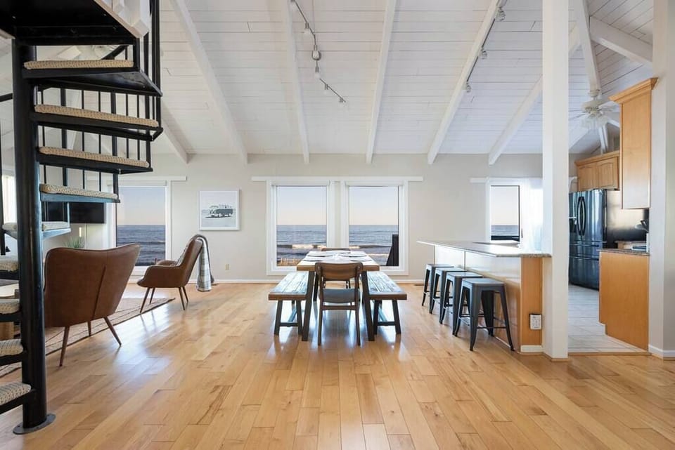 Inviting Main Level living space w/ stunning ocean views