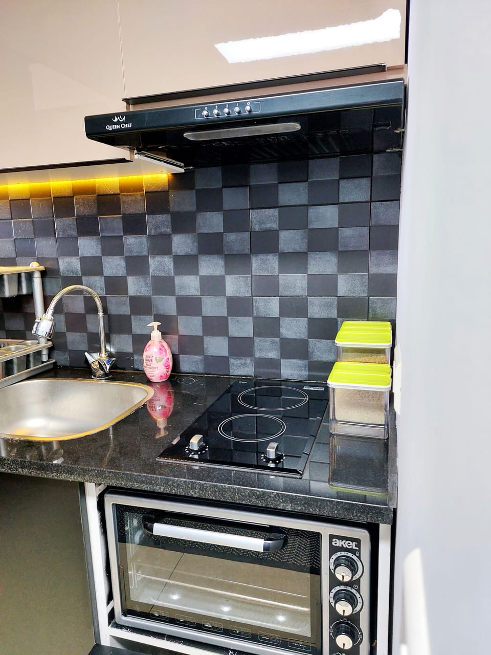 Kitchenette 