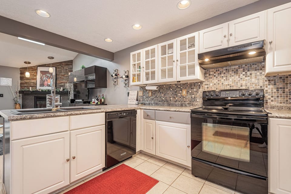 Studio (2 Bedrooms) | Property amenity