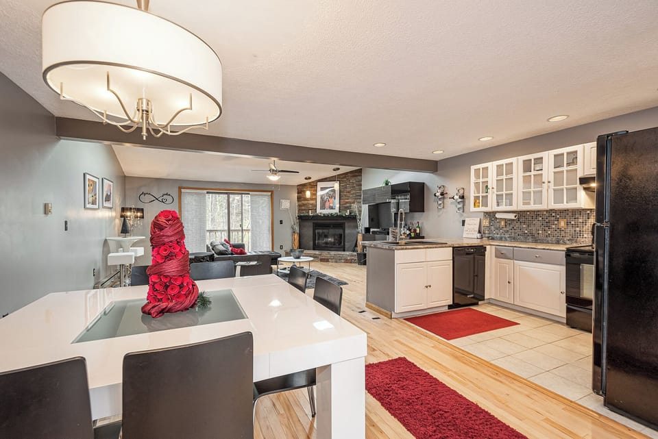 Studio (2 Bedrooms) | Property amenity