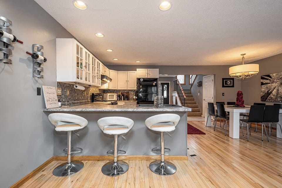 Studio (2 Bedrooms) | Property amenity