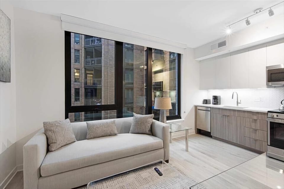 Noma Washington 1 Bedroom Living Room